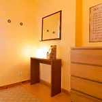 Appartement In Vibrant Bairro Alto *