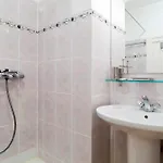 Appartement In Vibrant Bairro Alto